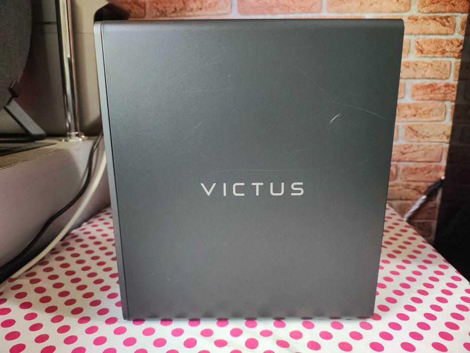 Carcasa HP Victus 15L cu placa de baza socket 1700 si sursa.