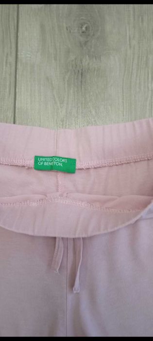 Детски къси панталони. Марка BENETON. Размер 7г.