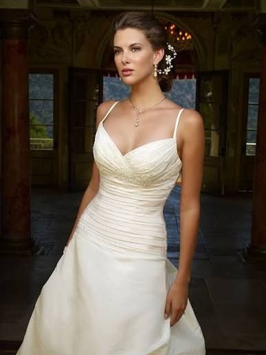 Сватбена булчинска  Рокля Casablanca Bridal Style 1908 Сватбени