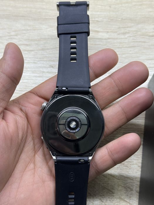 Продаю часы huawei gt 3pro