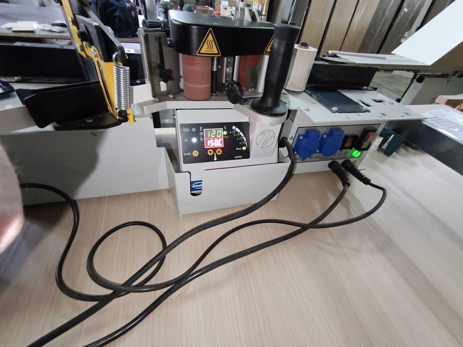 кантираща машина Virutex