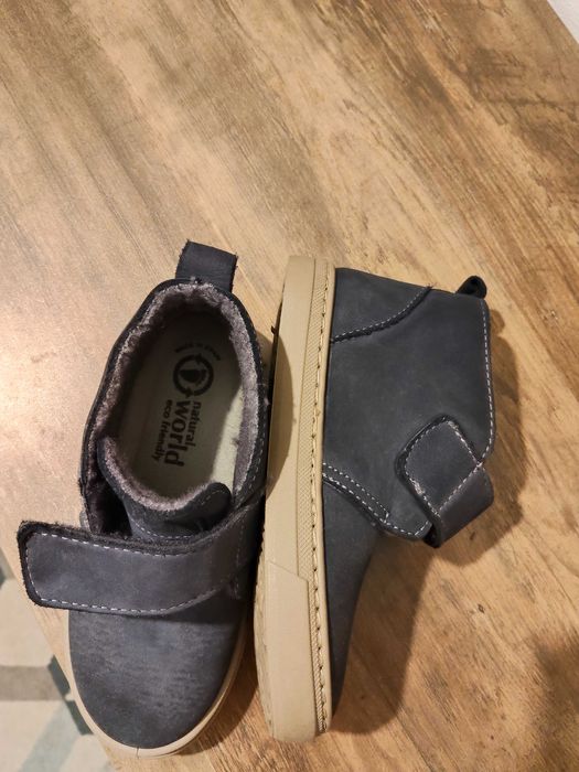 Ghete copii din piele, captusite cu lana, Natural World marime 28