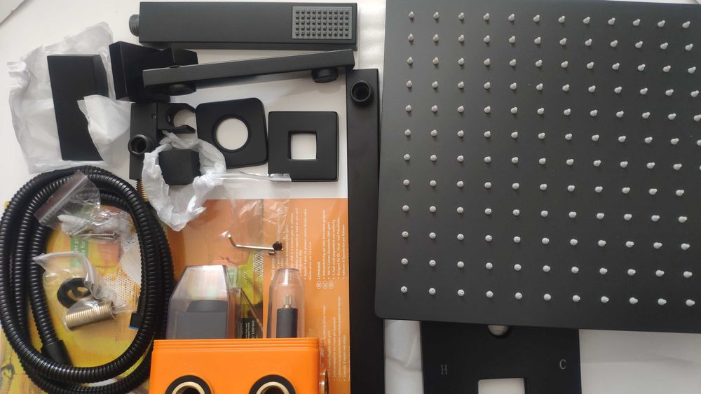 Чисто нов висококачествени душове за вграждане: Черен мат,Nicel,хром