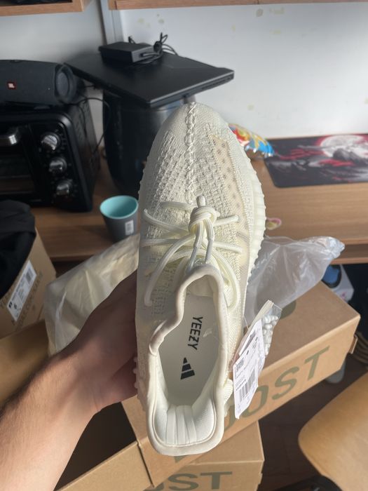 Yeezy Boost 350 Bone Mărimile 37 1/3