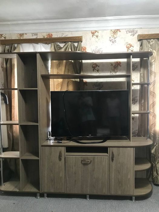 Продам шветскую стенку