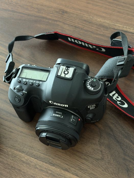 FullFrame Canon 5D Mark III + Obiectiv 50mm f1.8
