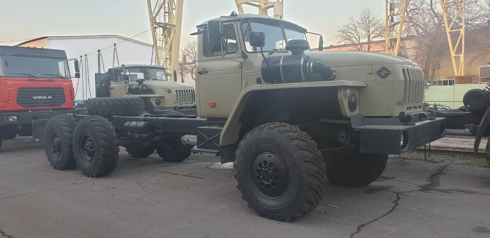 Продам Урал вездеход вахтовая с кондиционером !!