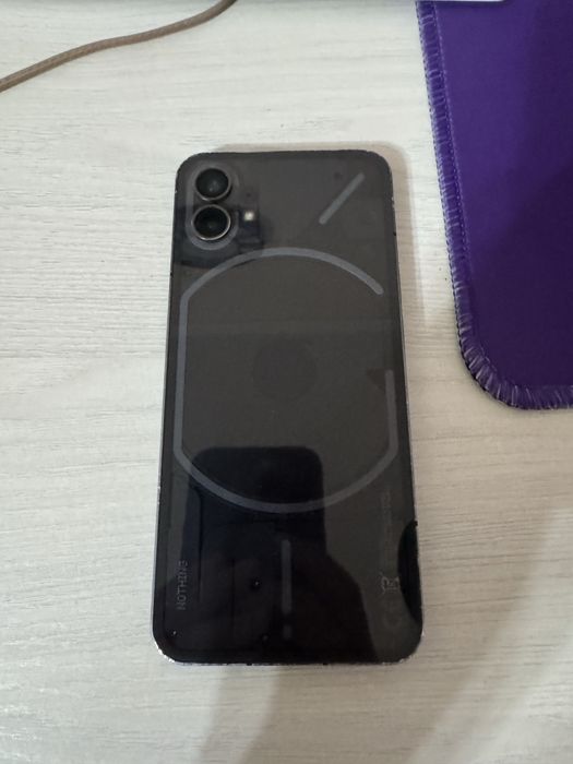 Продам nothing phone 1