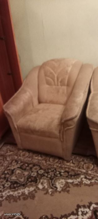 Шкаф и диван с креслом