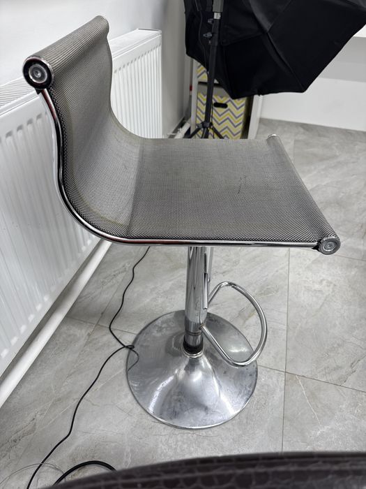 Визажный стул продам