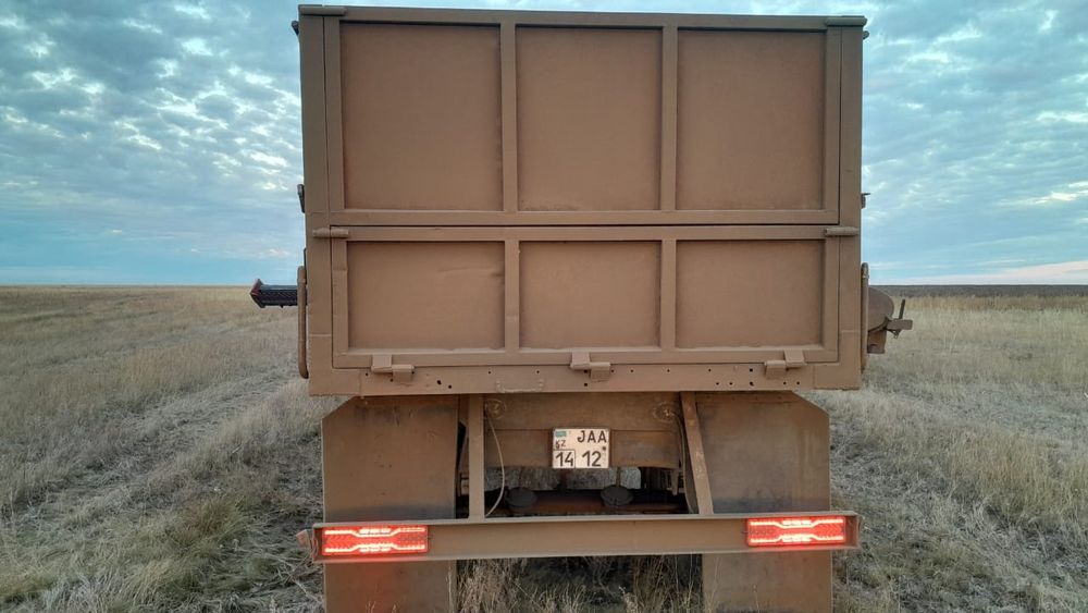 продам Камаз  ,  в хтс , самосвал