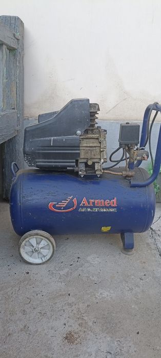 Компрессоры 100  л