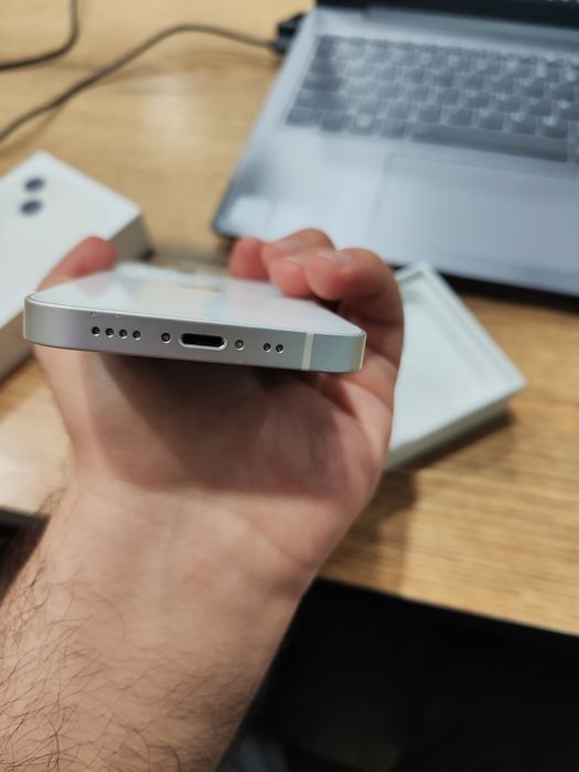Iphone 13 mini 85 % starlight / white