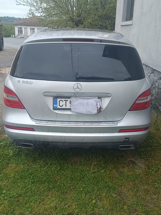 Мерцедес Бенц  R350 2013 год.