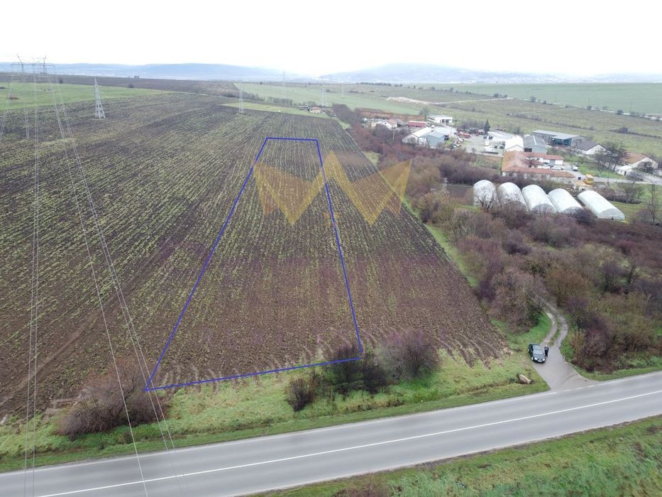 Парцел в Варна, област-с.Езерово площ 5500 цена 110000