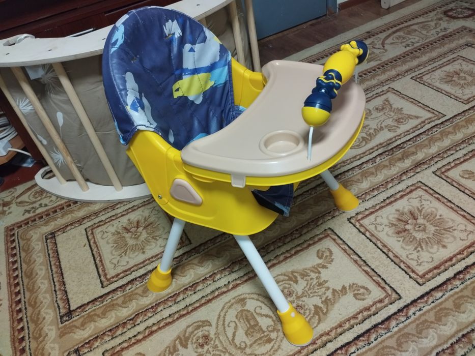 Столик для кормления.