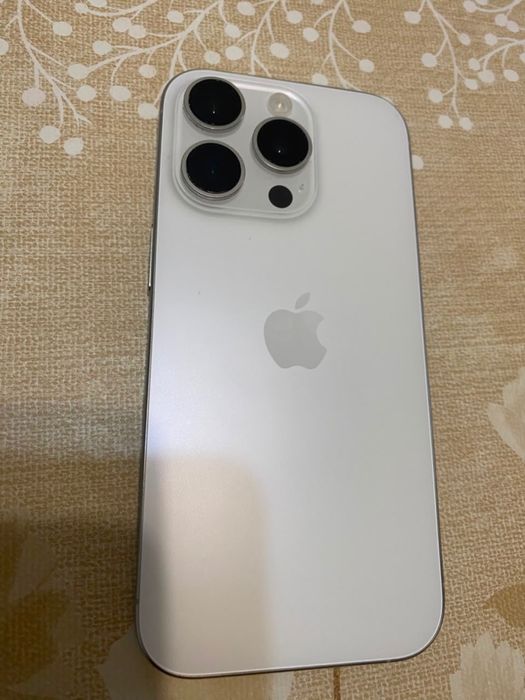 Продам Iphone 16pro