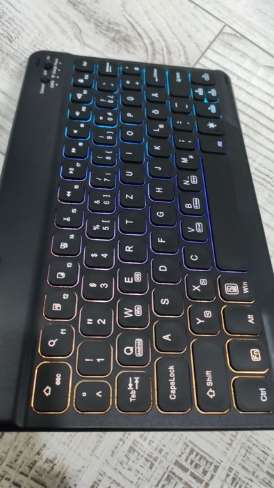 LED клавиатура плюс кейс