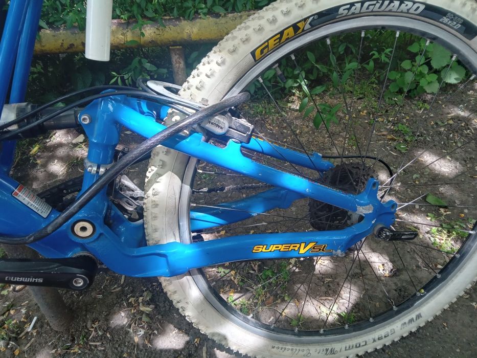 Bicicleta  Cannodale  Super V serie aluminiu