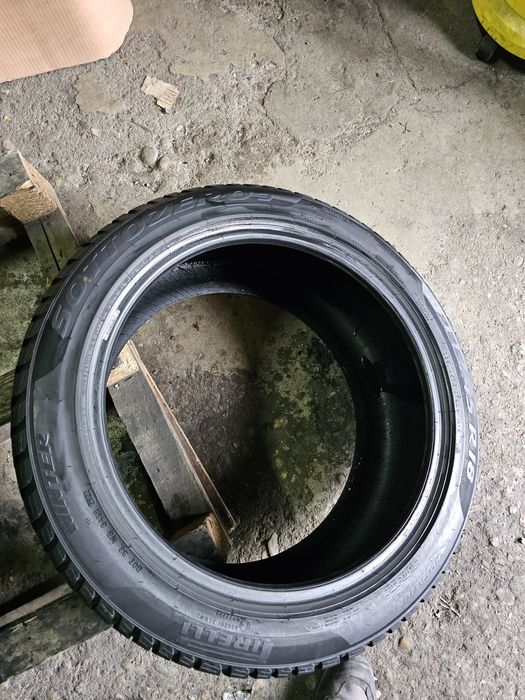 2 anvelope iarna 235 45 18 Pirelli 2022