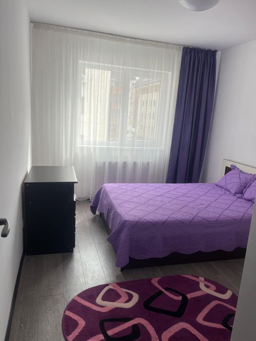 Inchiriez apartament.Zona Militari Rezidence