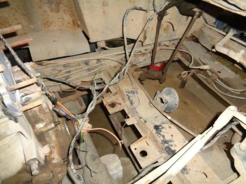 Автомобиль УАЗ 396559;