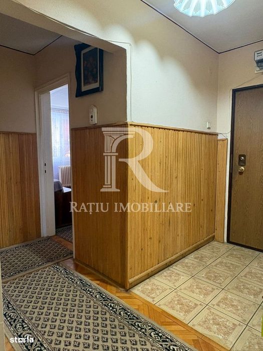 Apartament cu 3 camere | Etaj 1 | Bulevardul Dacia | Oradea