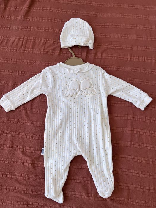 Продам одежду для новорожденных