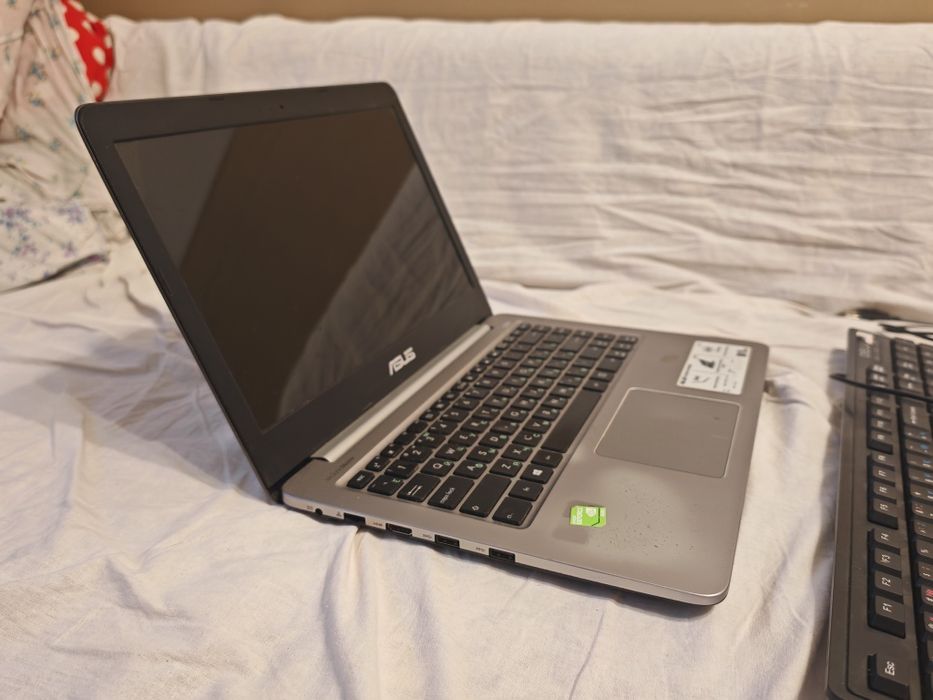 Ноутбук ASUS, Экран 15""