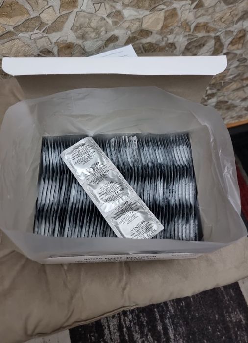 Презервативтен жасалған үй кискасы