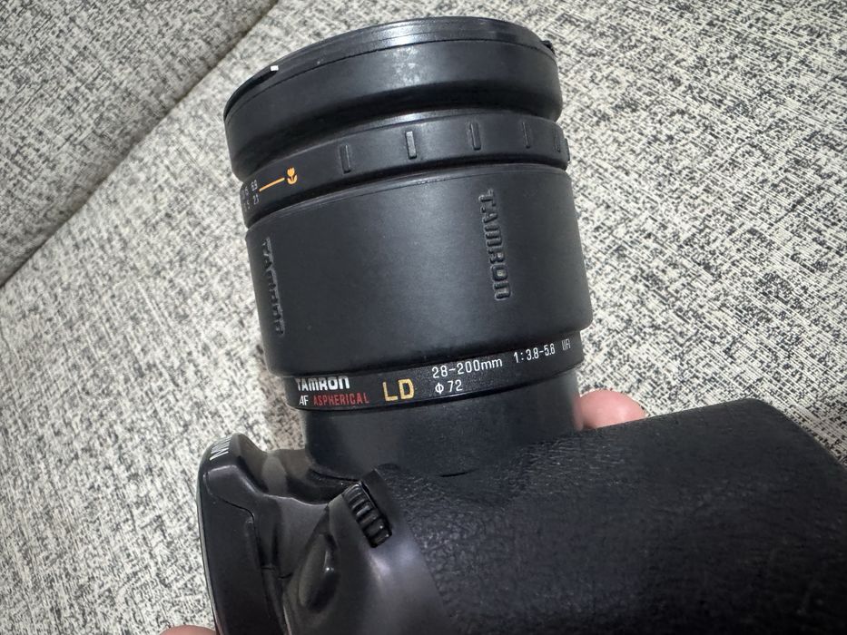 Minolta Dynax 500si Tamron AF 28-200mm