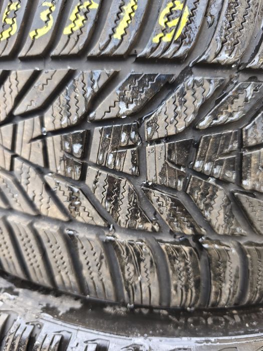 Гуми 225 35 19 Hankook dot22