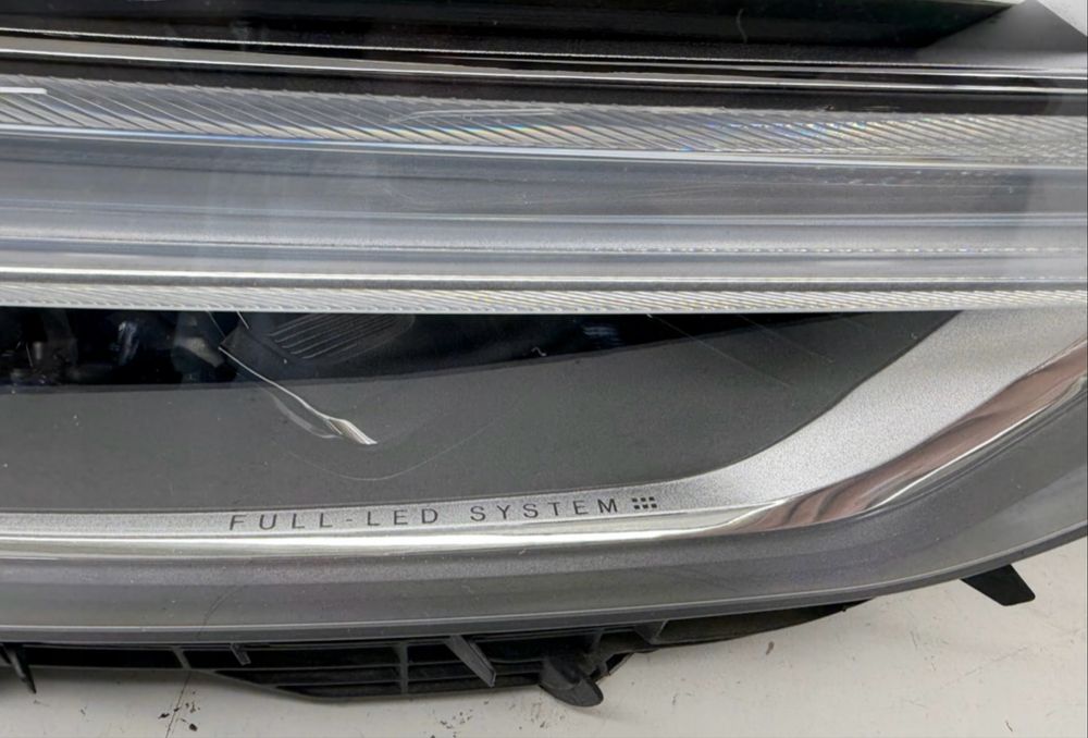 Десен фар Волво ХЦ  фул лед 60 VOLVO XC 60 XC60 2 II  FULL LED 31420418