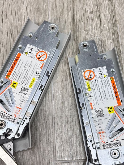 Feronerie Aventos Blum HF top - bucatarie