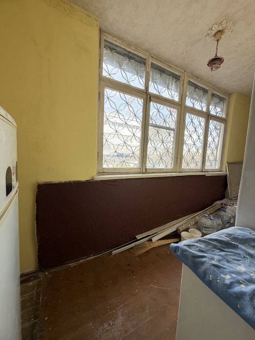 Продам квартиру спутник 4 2/2/4 1.6х6 балкон 51000&