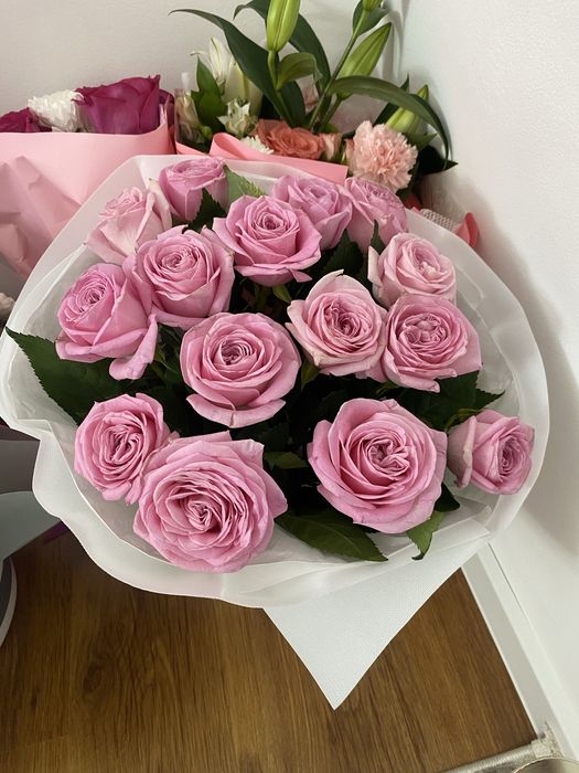 тунде келген гуллер сатылады