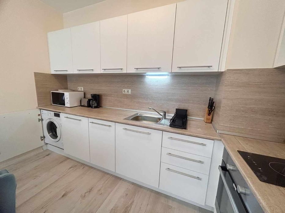 Дава се под наем Двустаен апартамент в Варна, Аспарухово - 65 кв.м за 600 € - Снимка #3