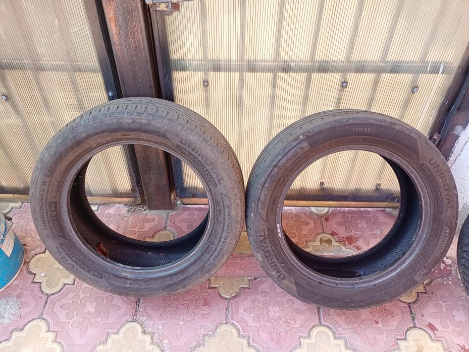 Set anvelope  205/55/16 uniroyal
