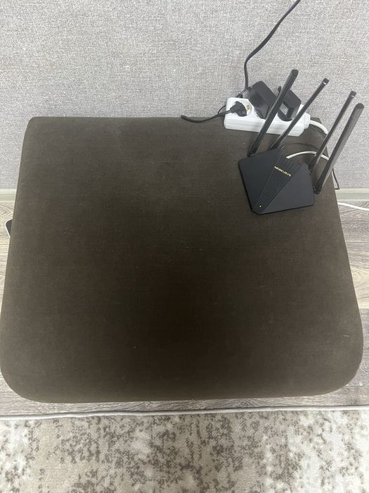 Продам диван, кресло, пуф