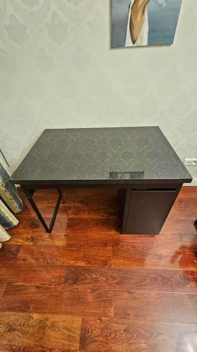 Продам стол письменный/компьютерный