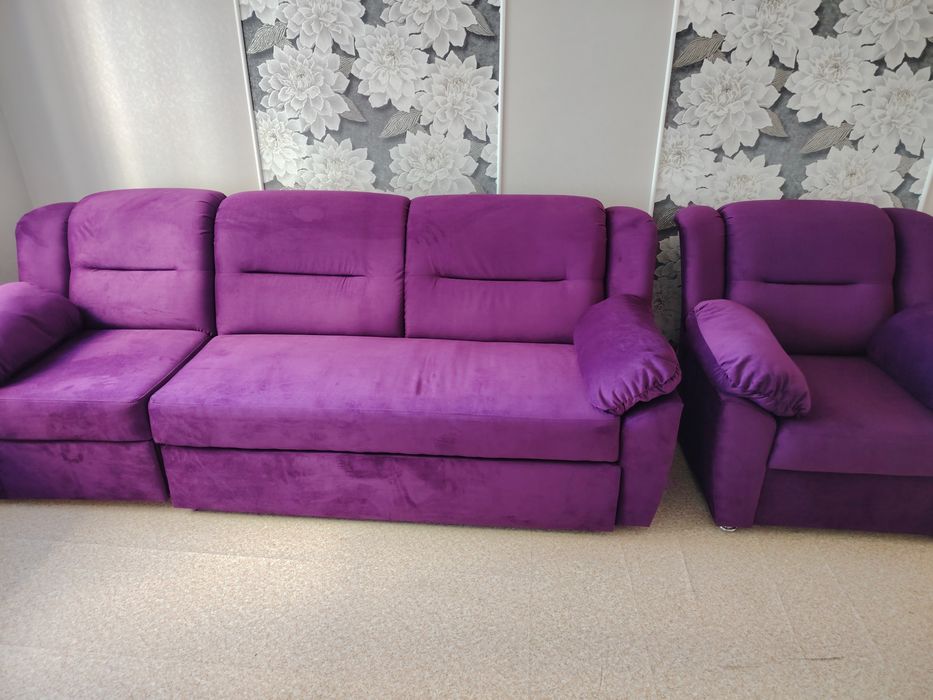 Продам диван  с креслом