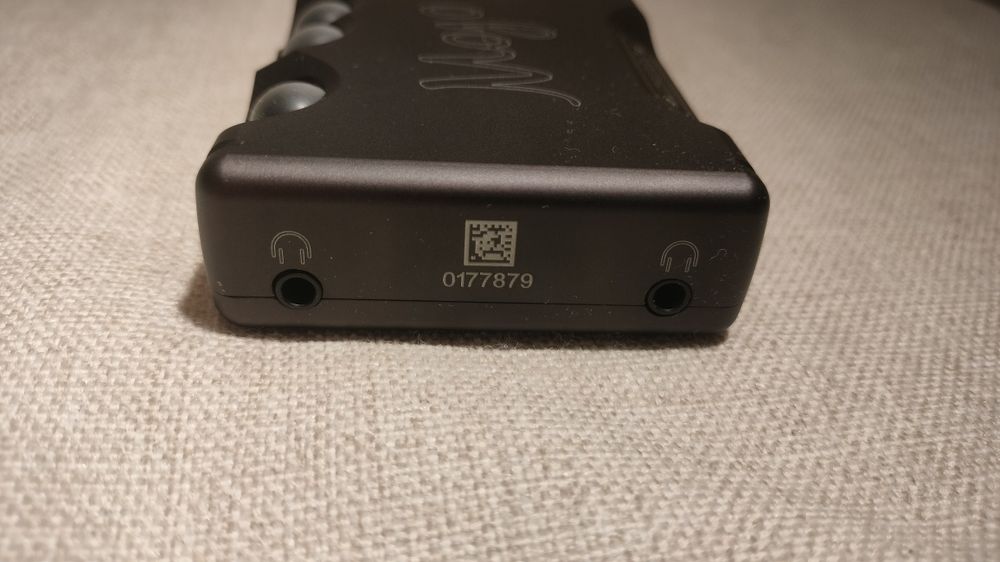 Chord Mojo DAC и усилвател за слушалки
