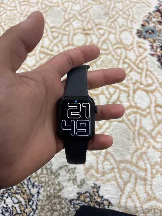 Watch SE 44MM дата приобретения 29август 2024