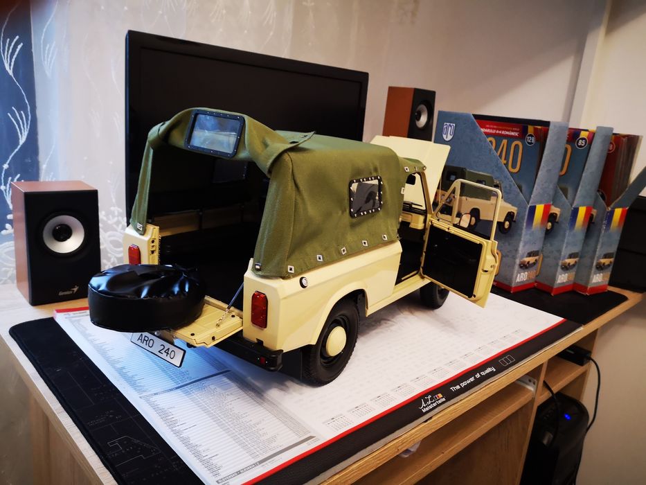 ARO 240 SCARA 1:8