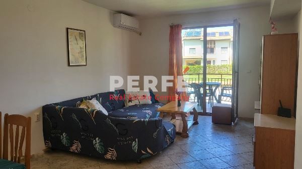 Продава се Двустаен апартамент в с. Синеморец, Област Бургас - 70 кв.м за 1286 €/кв.м - Снимка #2