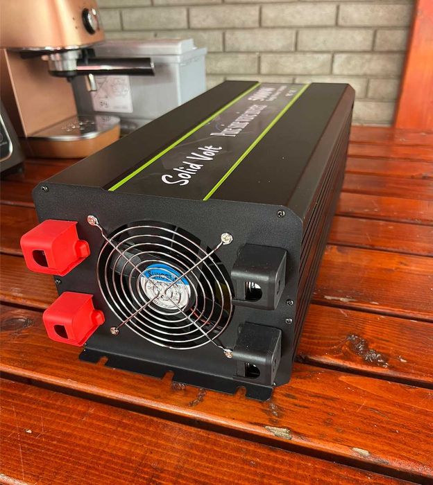 Invertor sinus pur 1000/2000/2500/3000/3500/5000W - 12V/24V,panouri