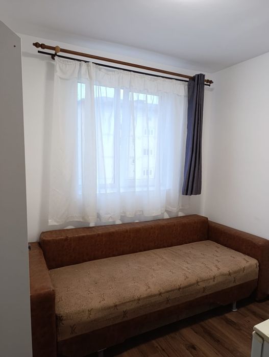 Închiriez garsonieră confort redus în loc. Dej