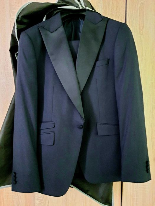 Costum mire nou, nemodificat