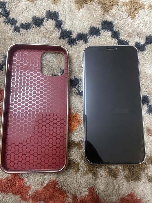 Продам Iphone 12 pro