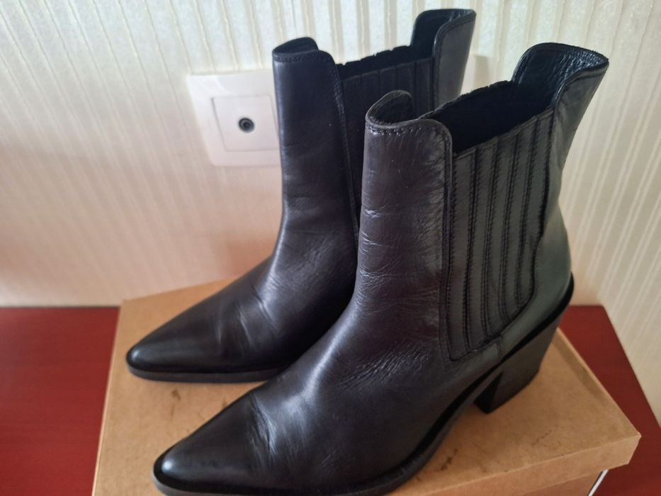 Полусапожки Zara Spain 38p